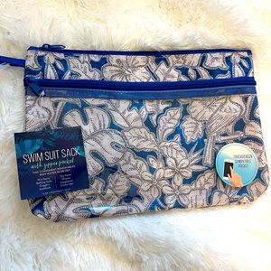 New Toucan me crazy Pouch 🦜